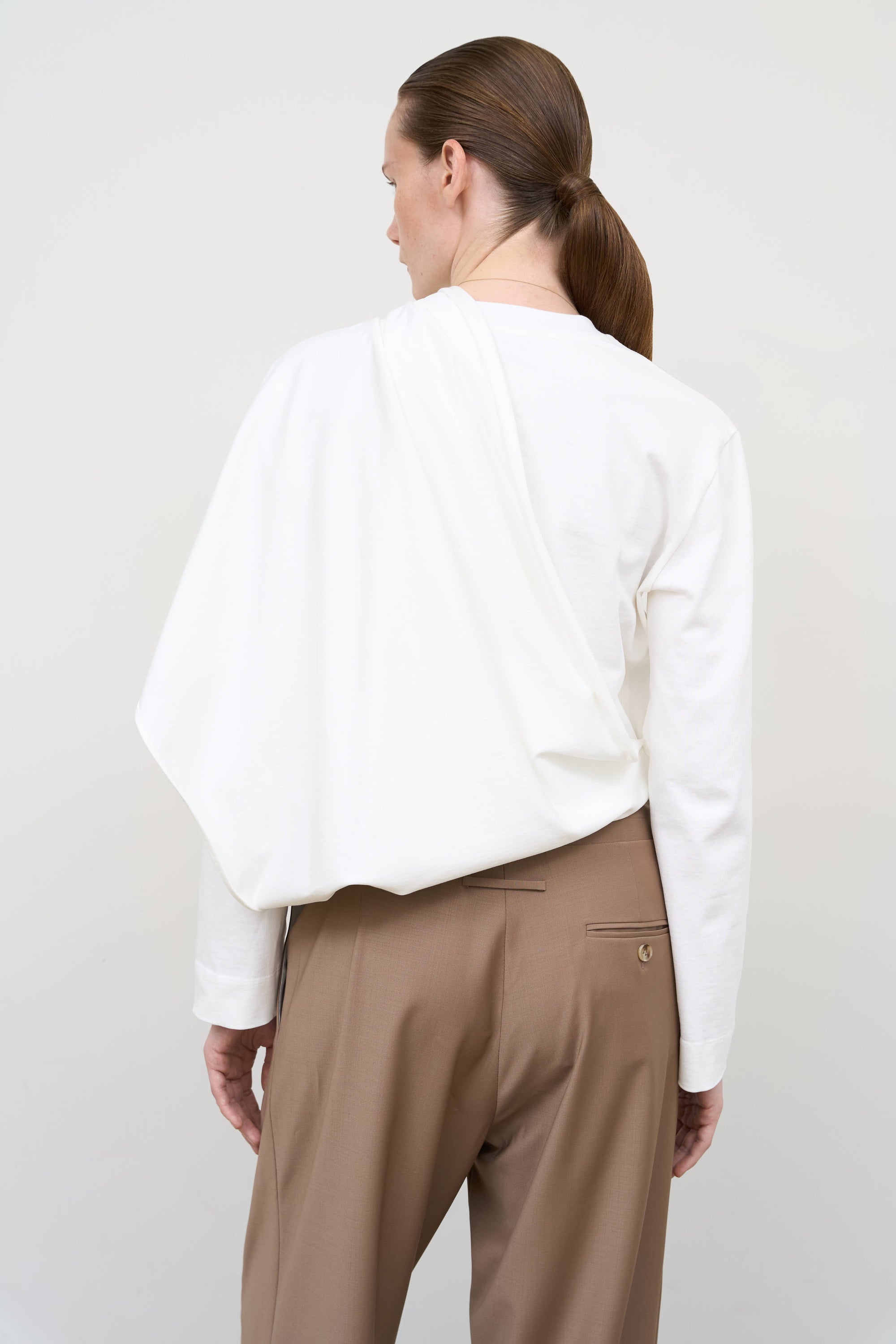 Asymmetric Cotton Longsleeve in White 3