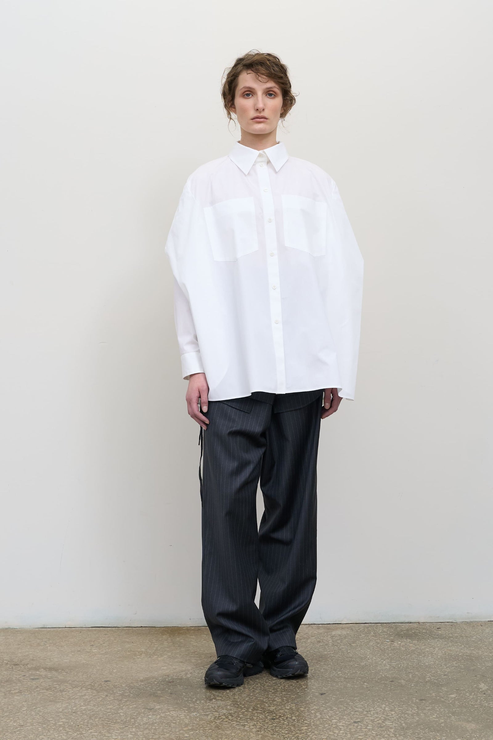 Біла сорочка-накидка з попліну