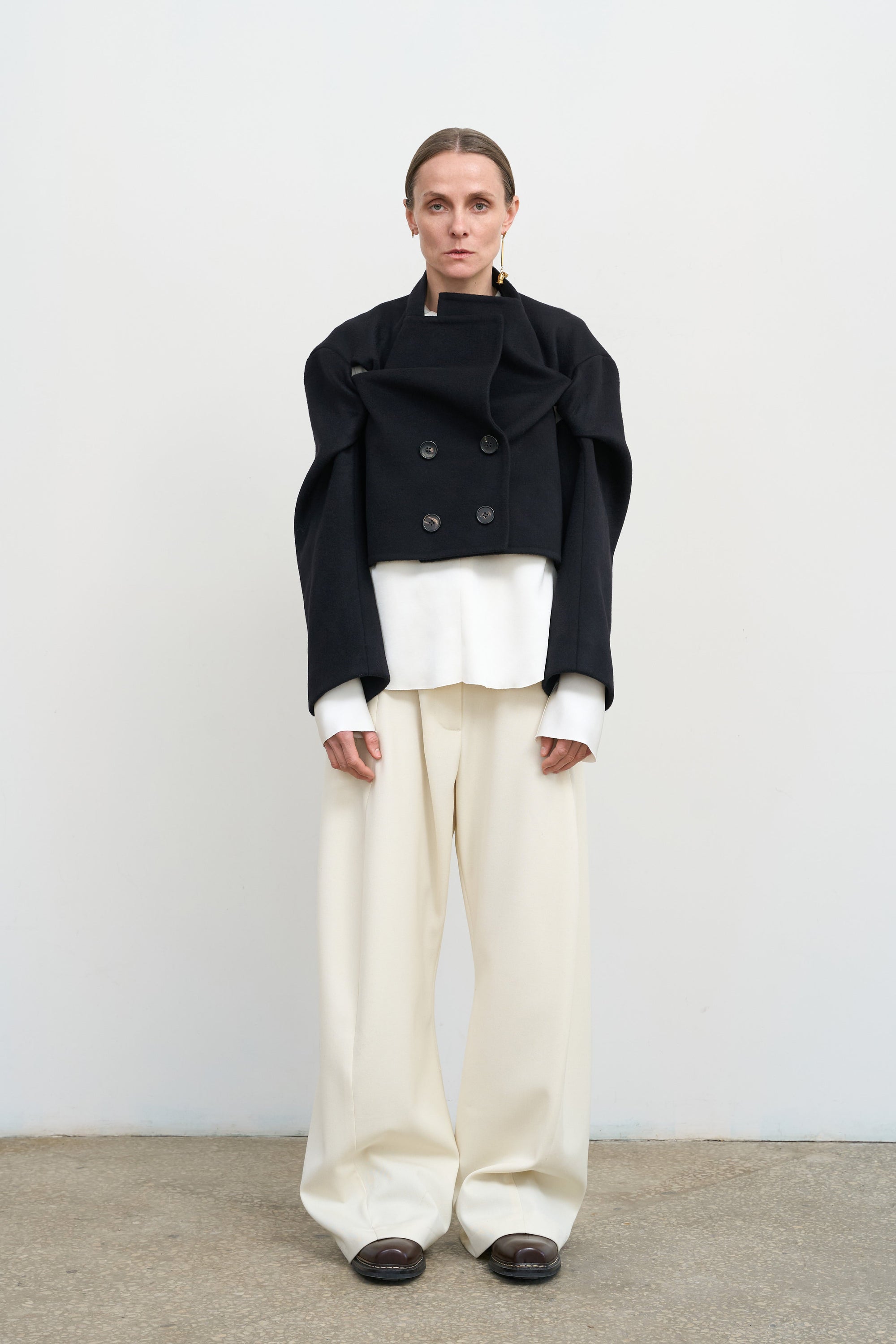 Укорочене вовняне пальто  з вовни та кашеміру