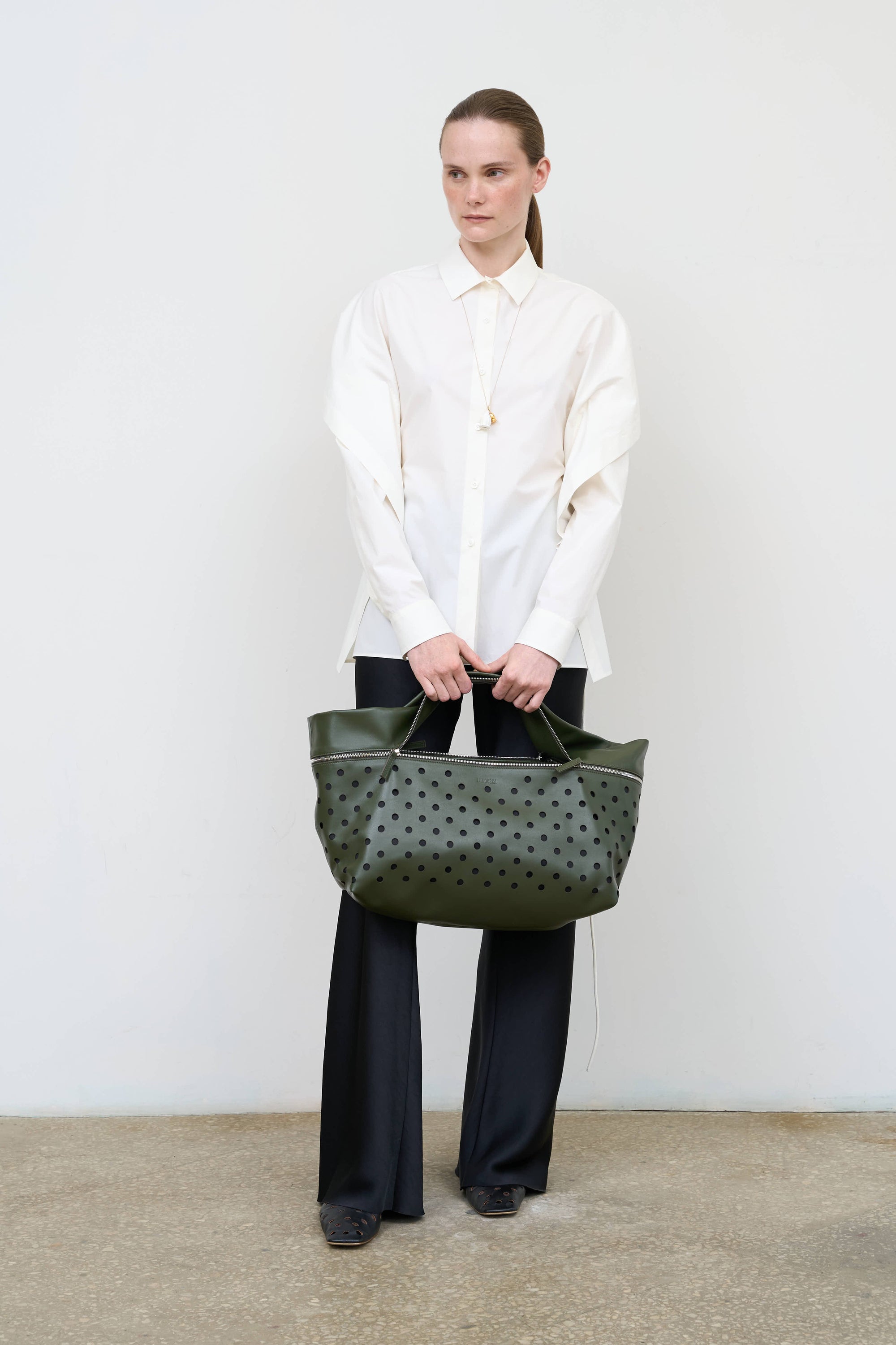 Cut-Out Zip Bag in Khaki