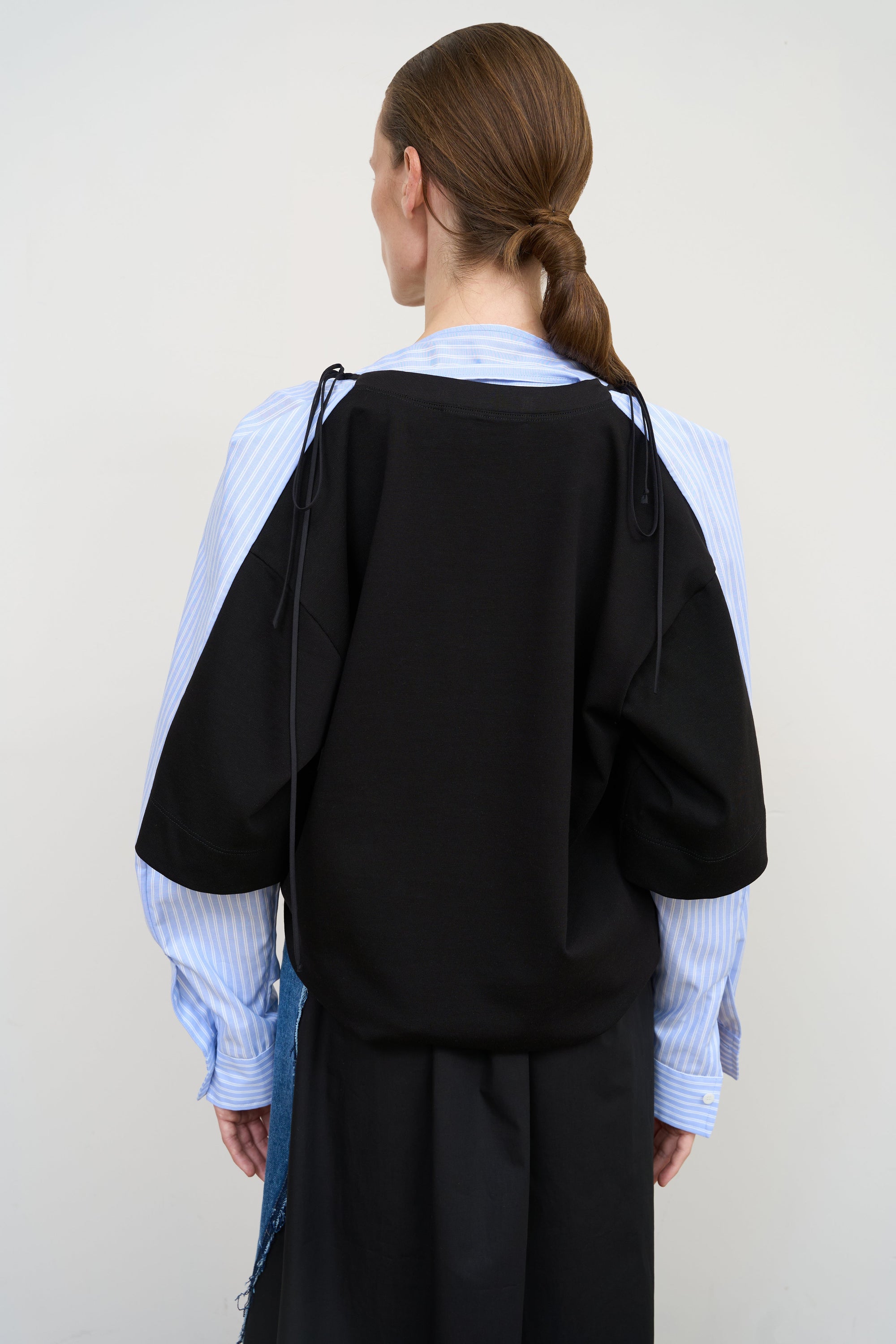 Чорний лонгслів із подвійної бавовни