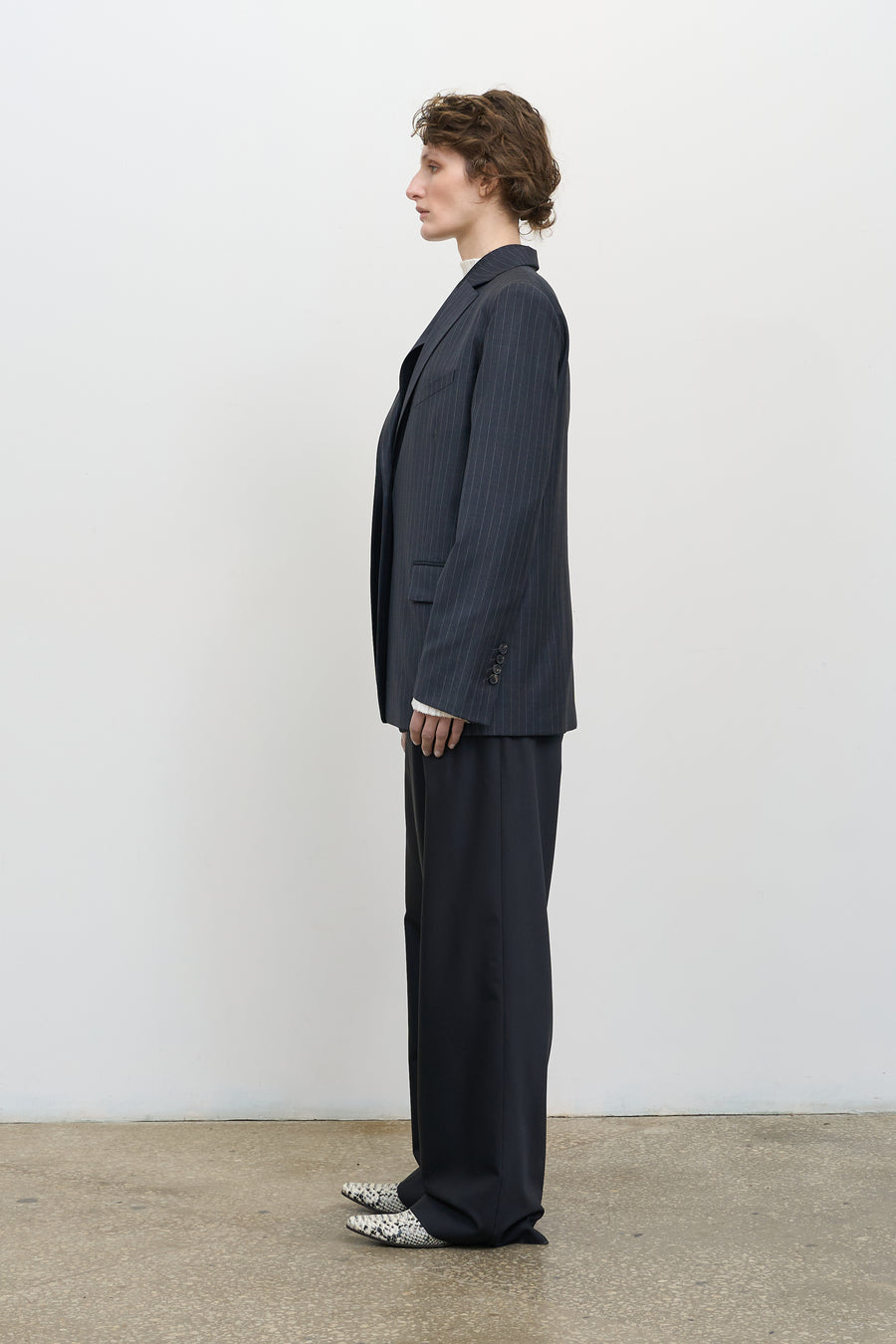 Піджак з двошаровими лацканами