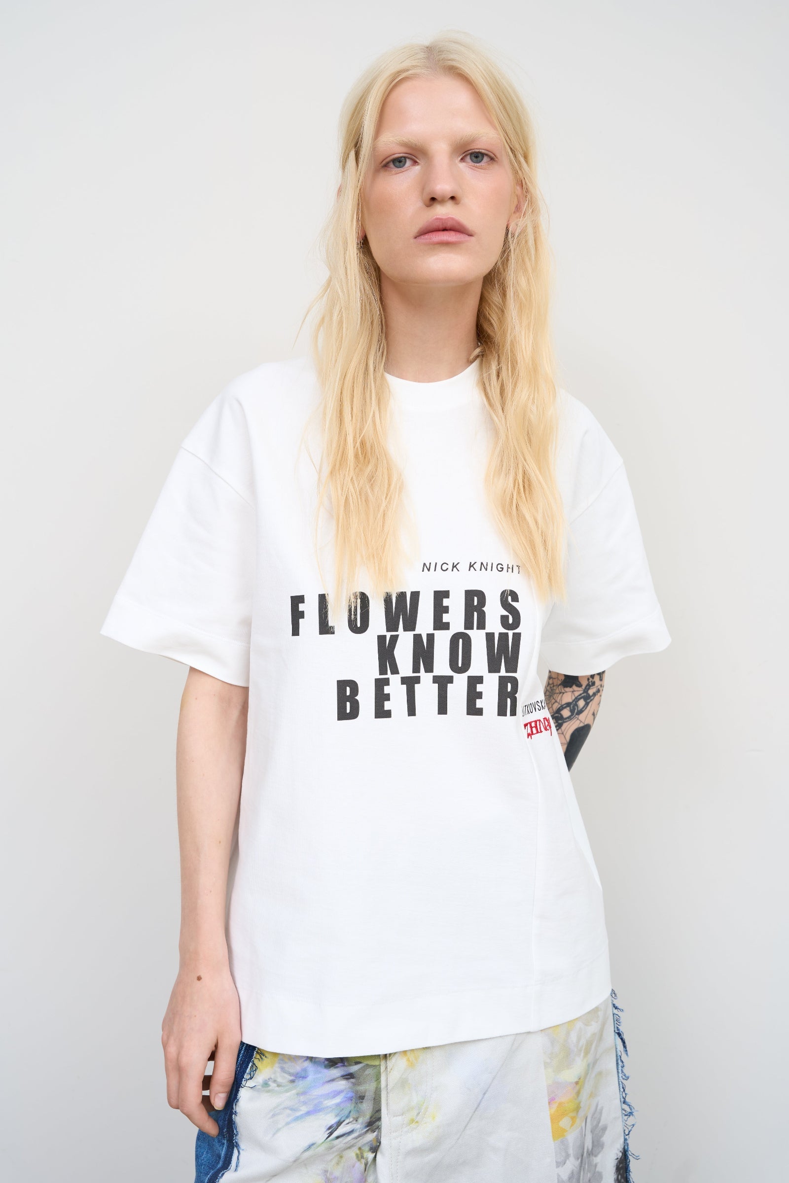 Футболка FLWRS