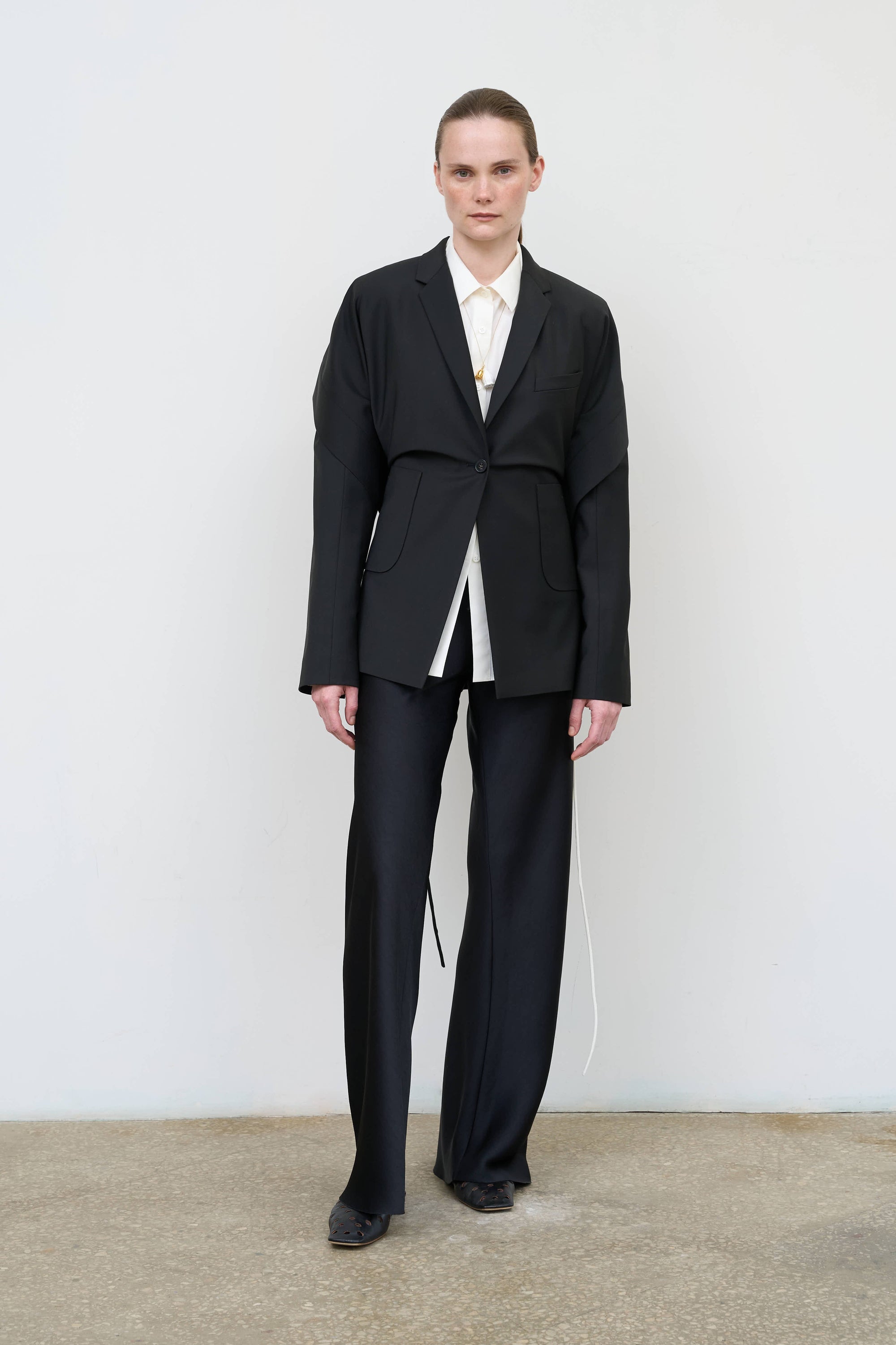High-Rise Straight Pants 2