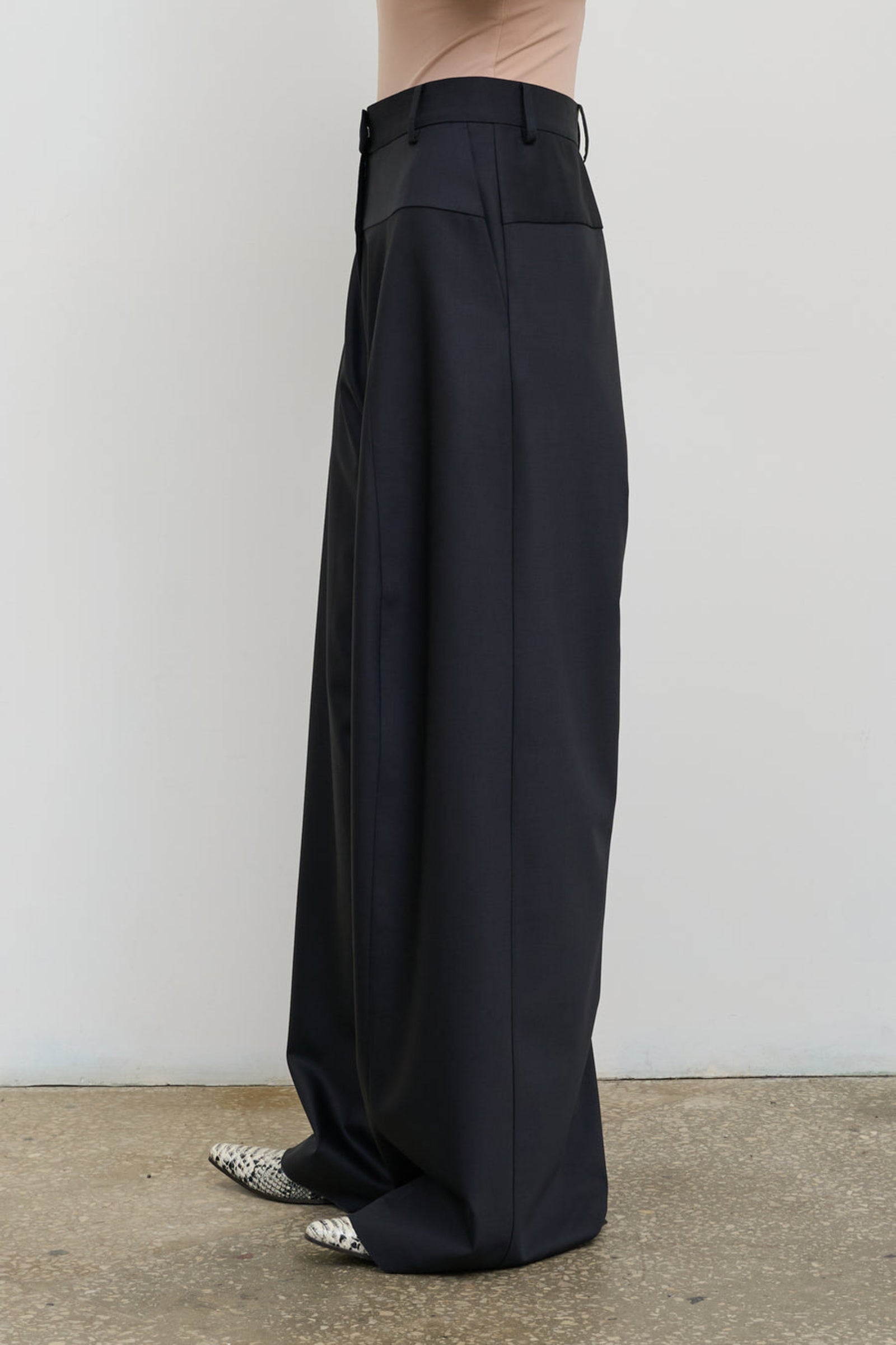 Вовняні широкі штани з високою талією