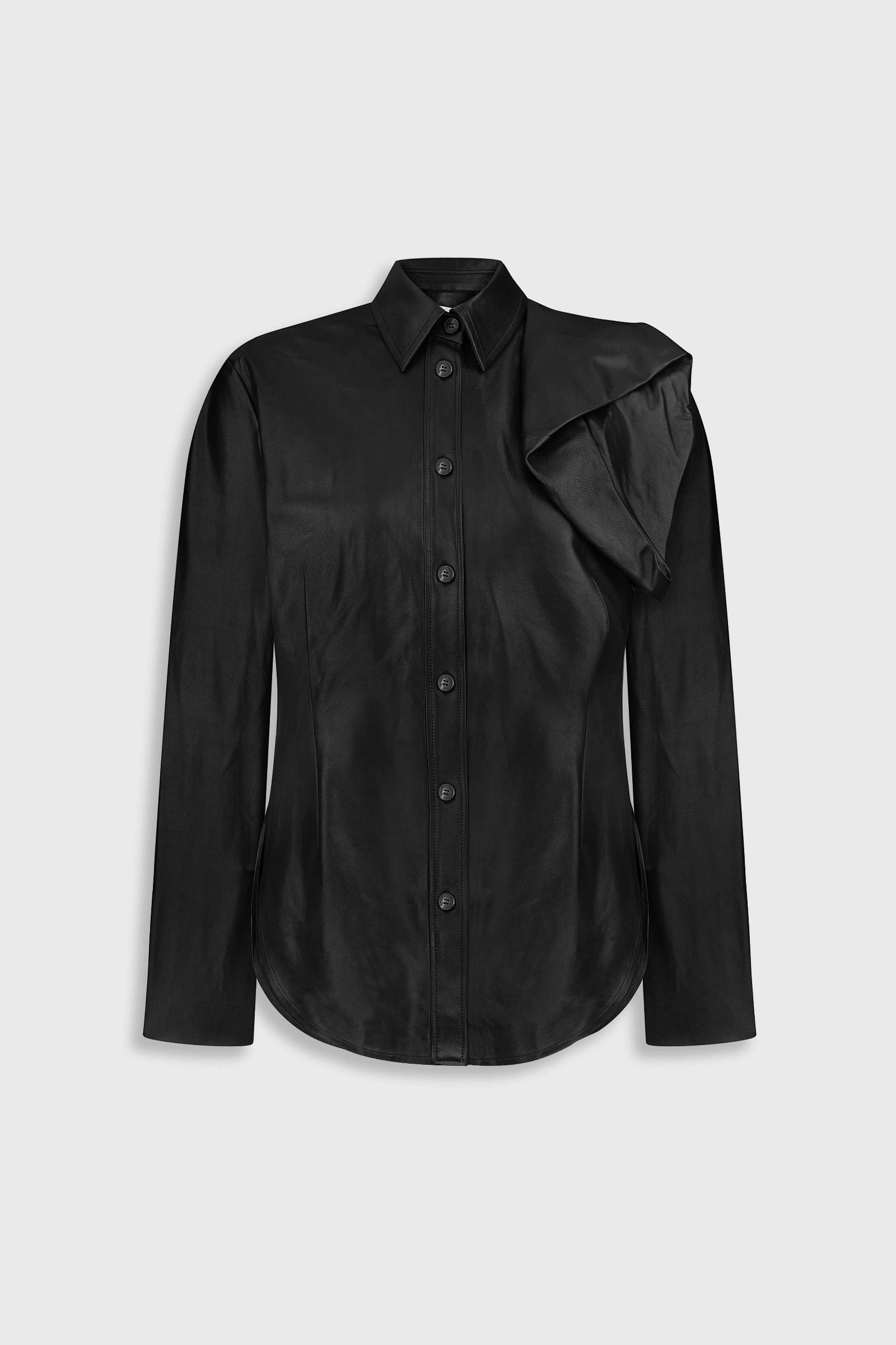 Чорна шкіряна сорочка з квітковими деталями