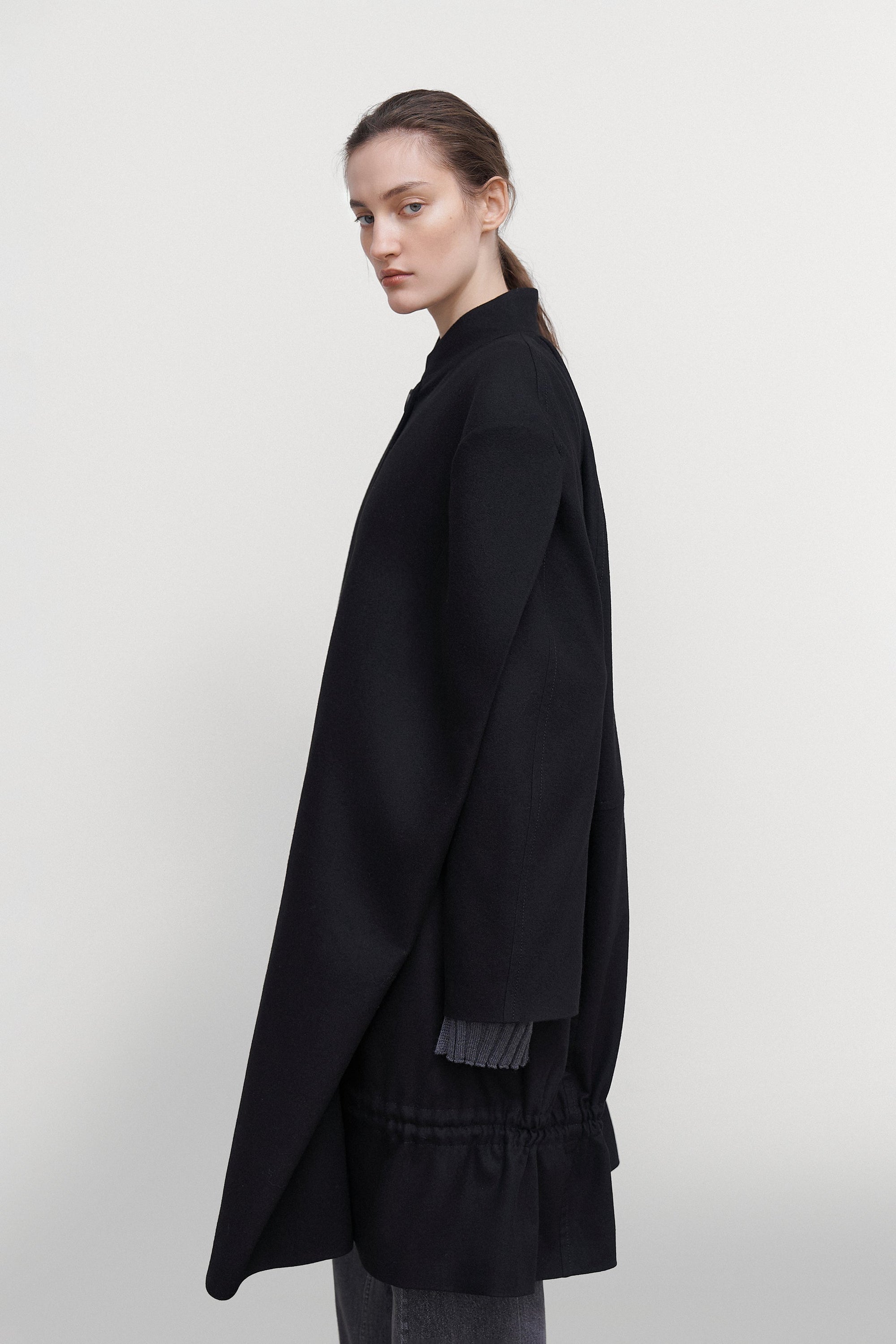 MID-LENGTH GUARD COAT