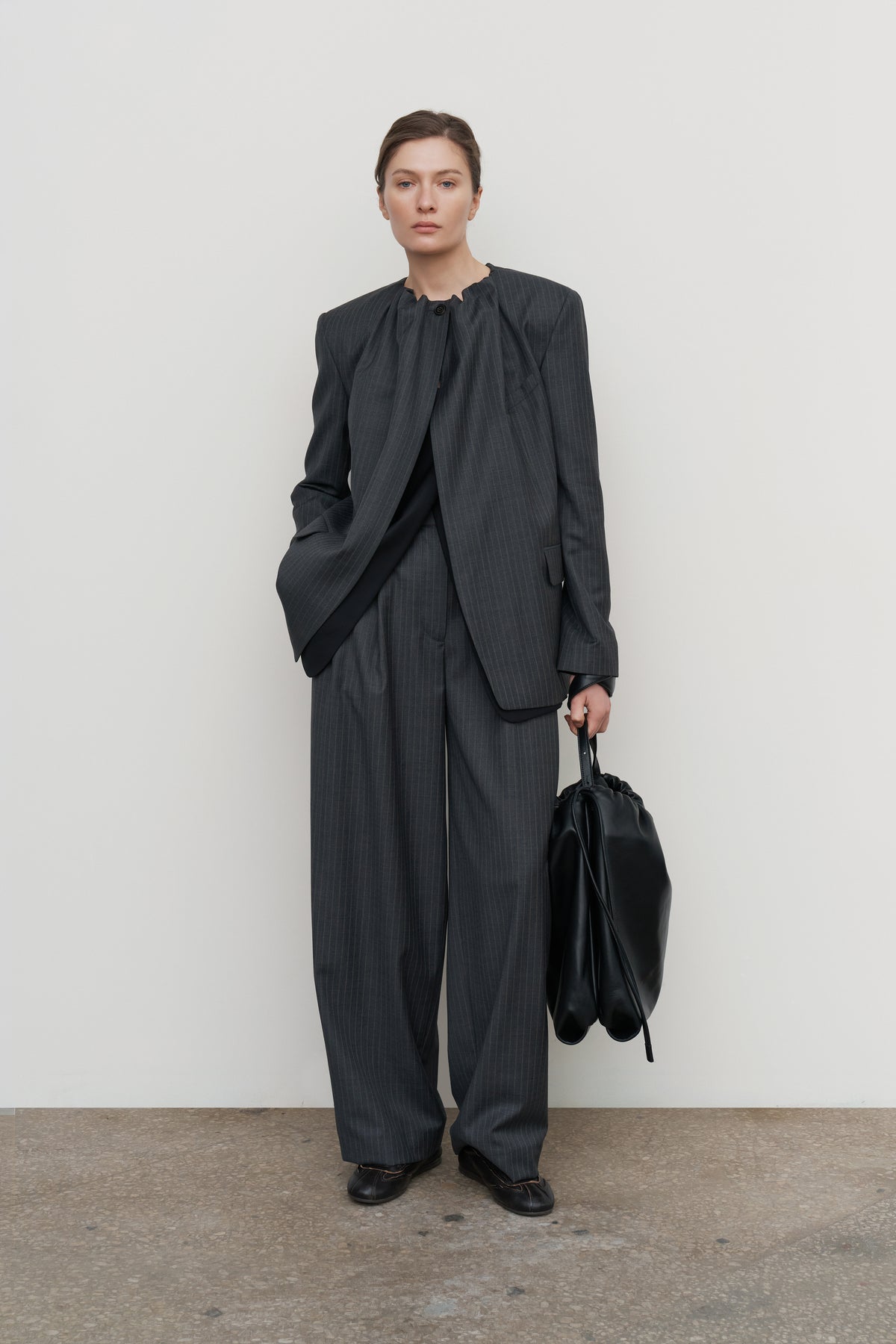 PLEATED WOOL-BLEND WIDE-LEG PANTS