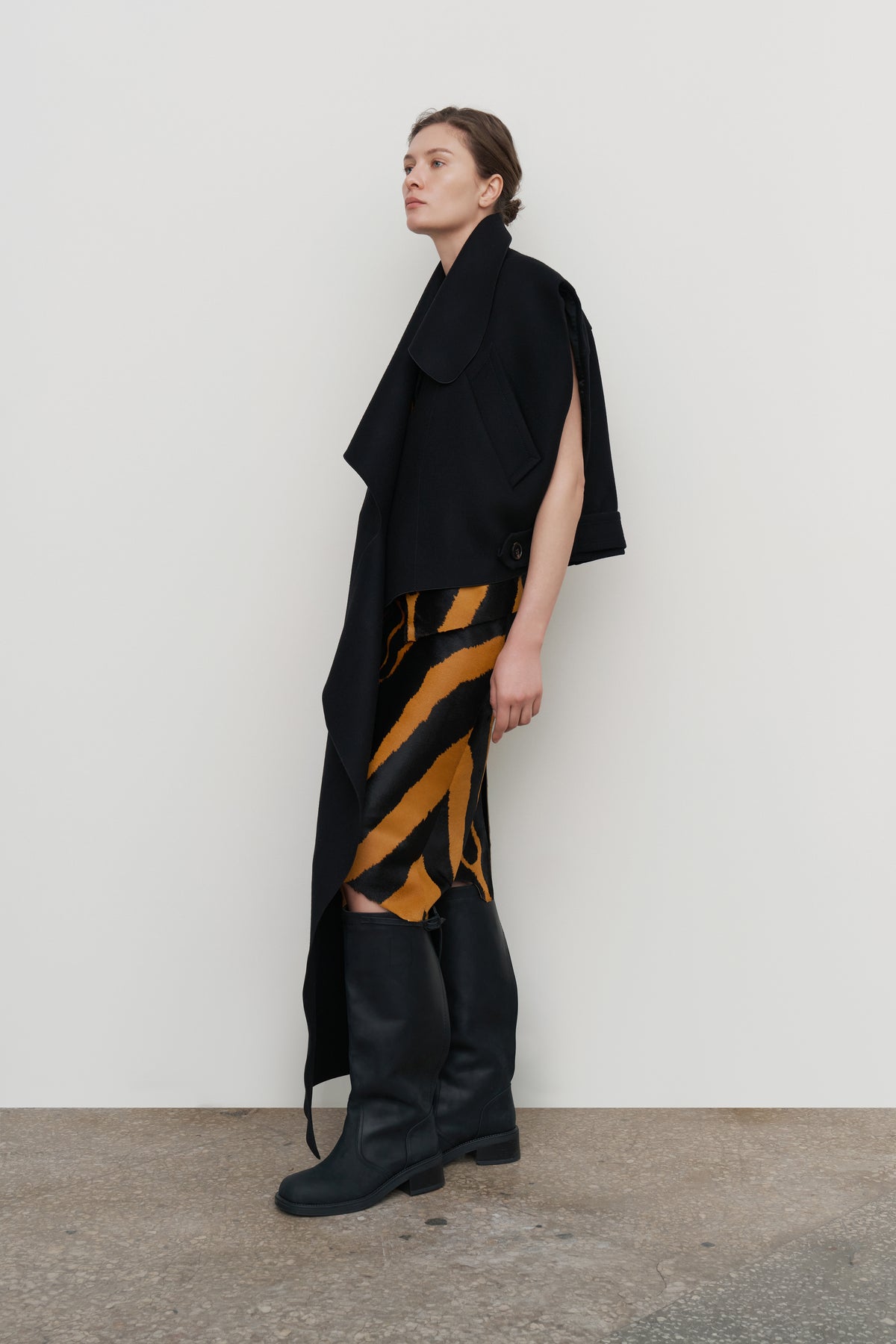 SHELTER JACKET