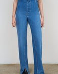HIGH-RISE SPLIT HEM JEANS