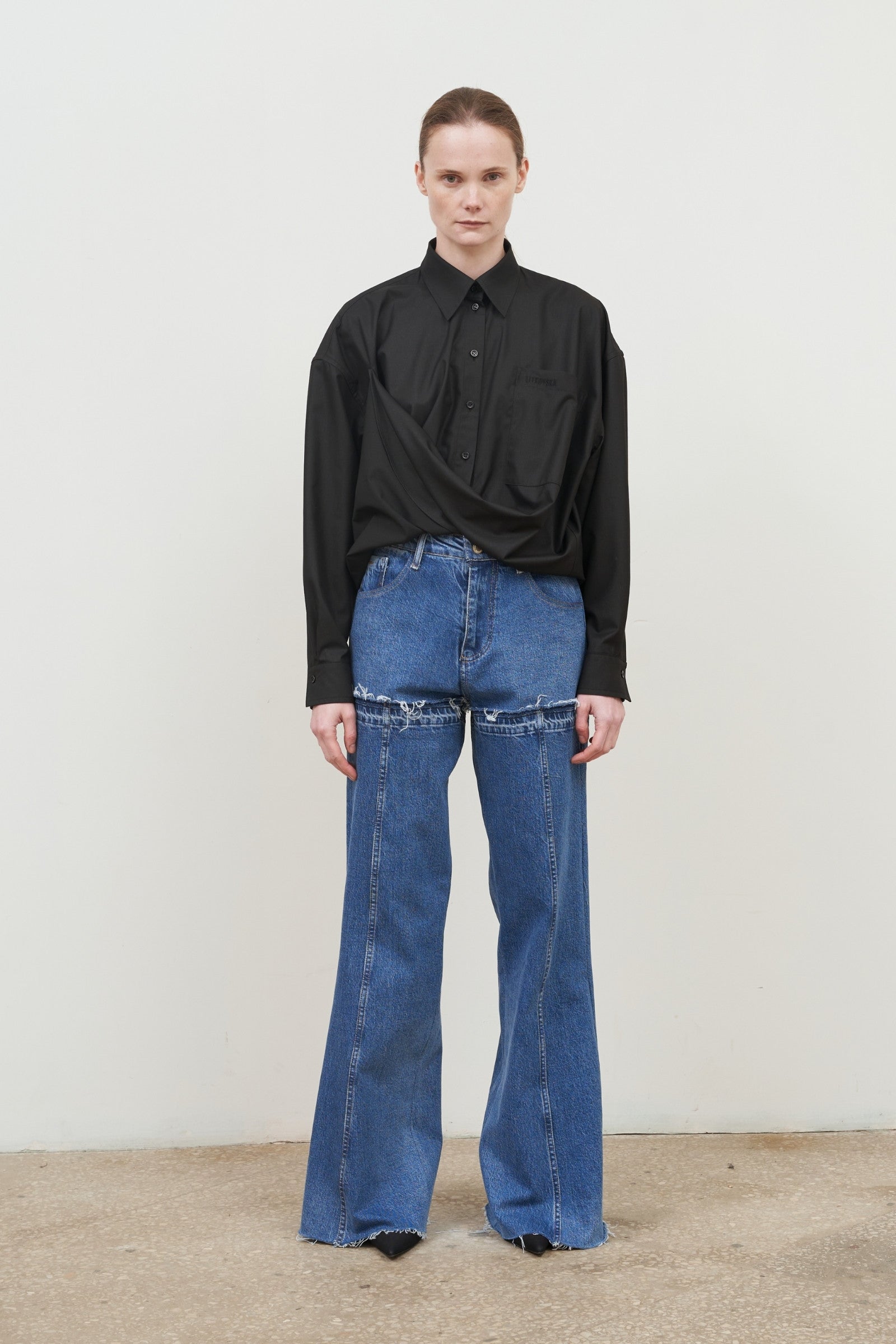 Преміальна чорна сорочка