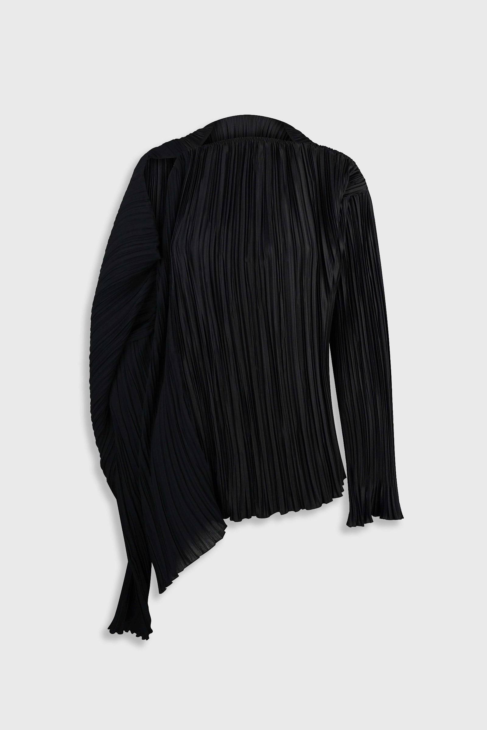 Блуза  плісе і м&#39;якою лінією плеча