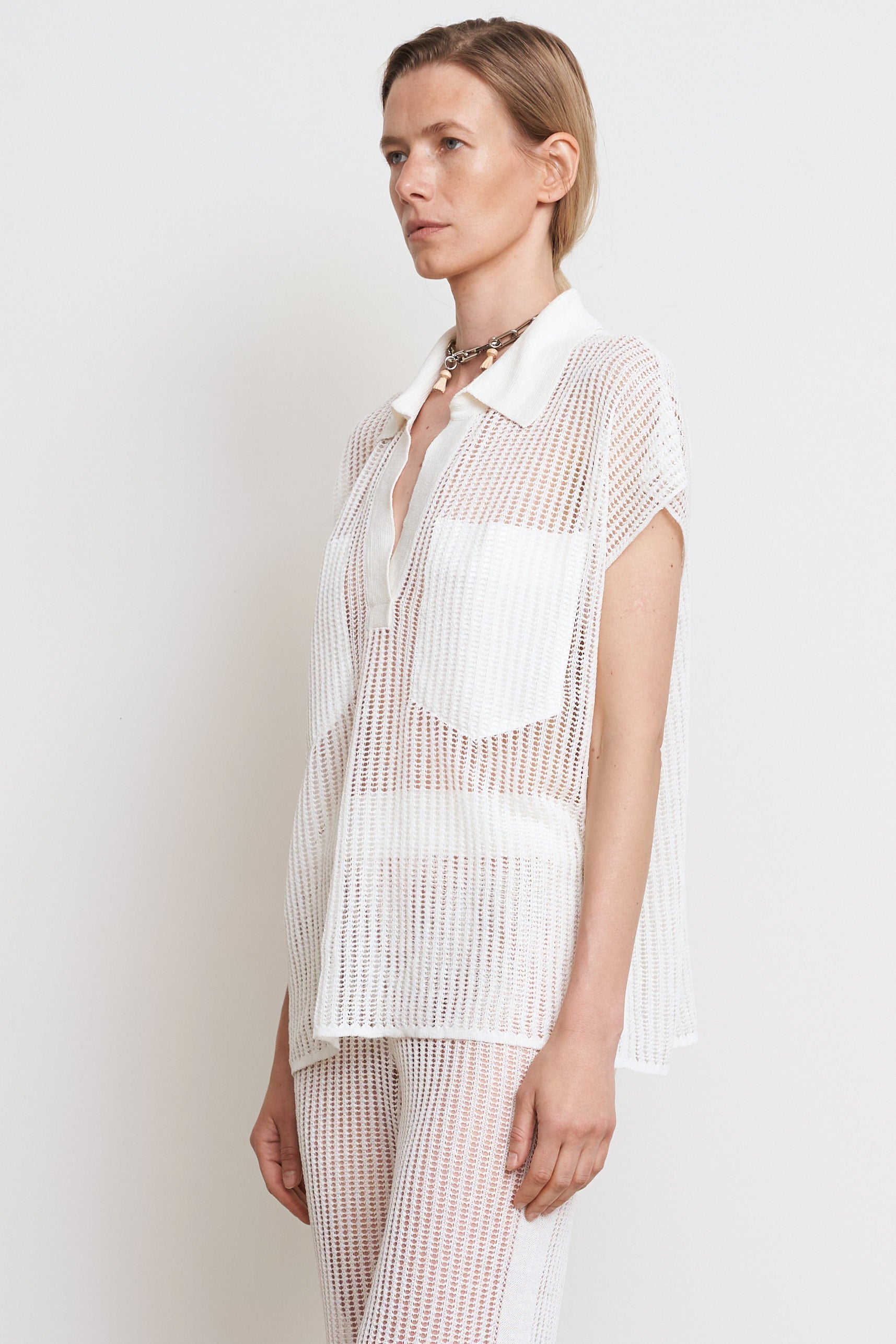 прозорий в'язаний топ