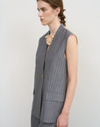 DECONSTRUCTED BOMBER-STYLE CAPE