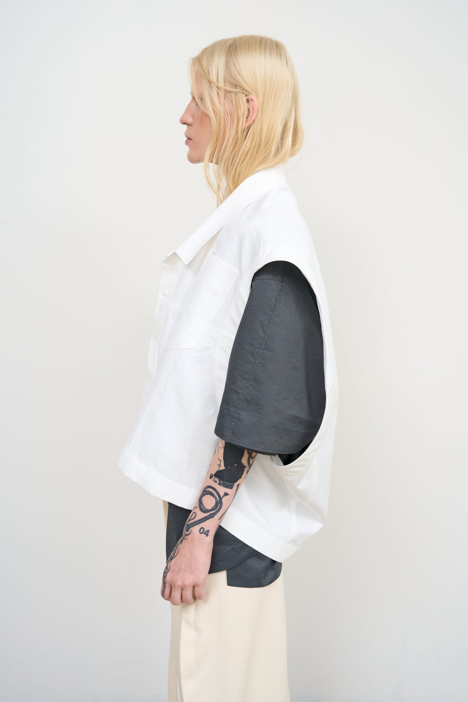 Білий джинсовий оверсайз жилет