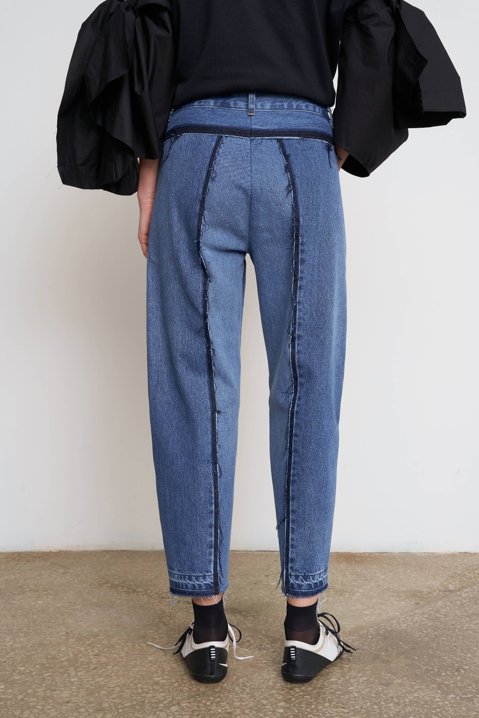 Джинси широкі з вузьким низом та петчворком