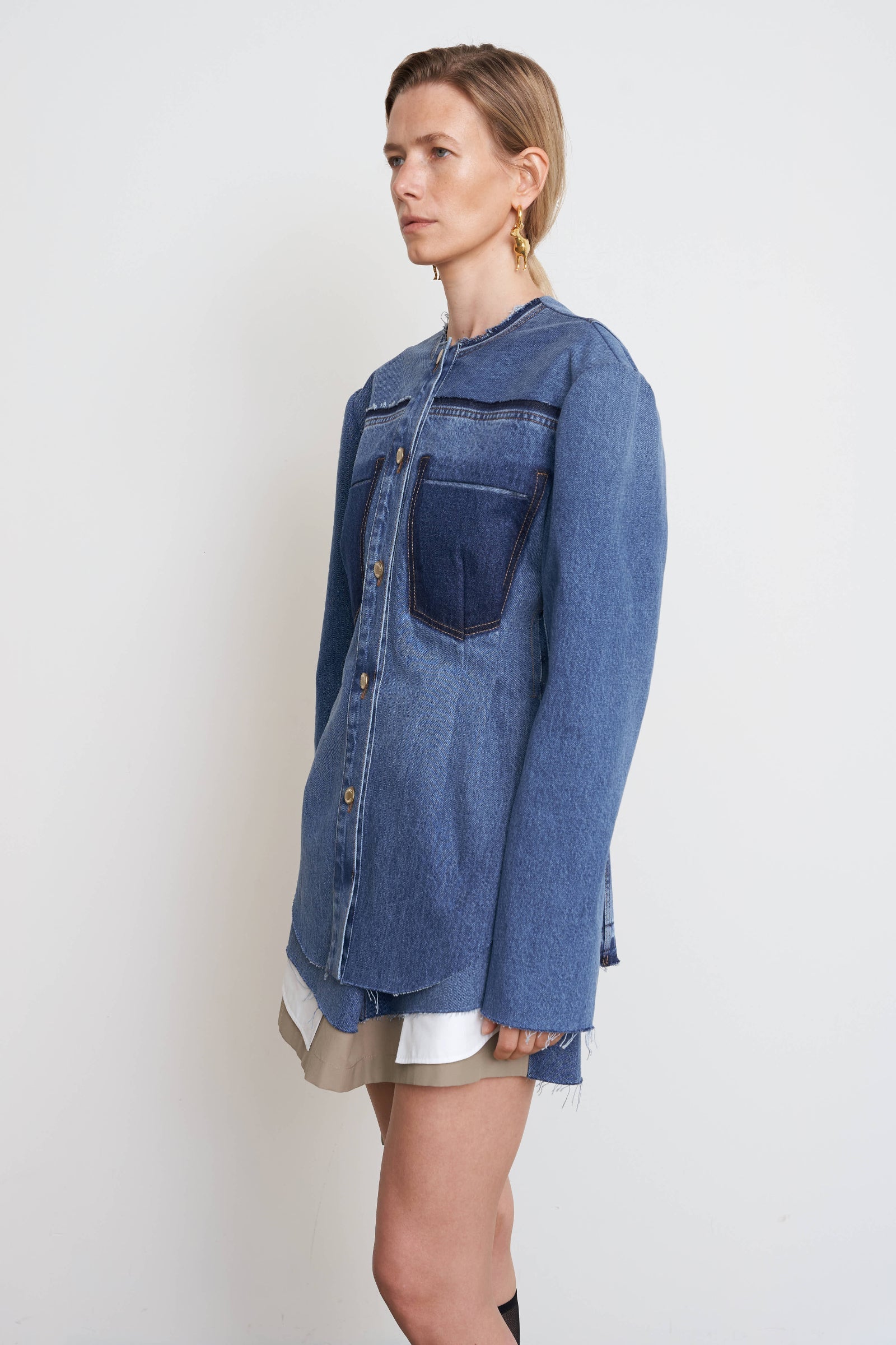 Джинсовий жакет з приталеним кроєм