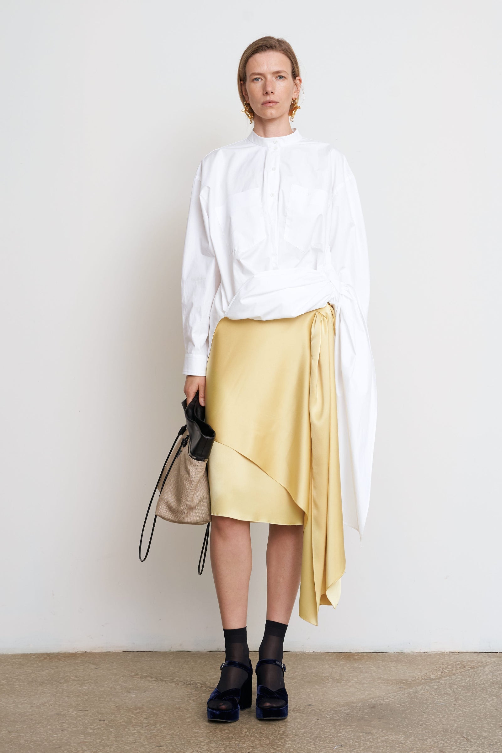 Блуза з бавовни з перекрученим поясом