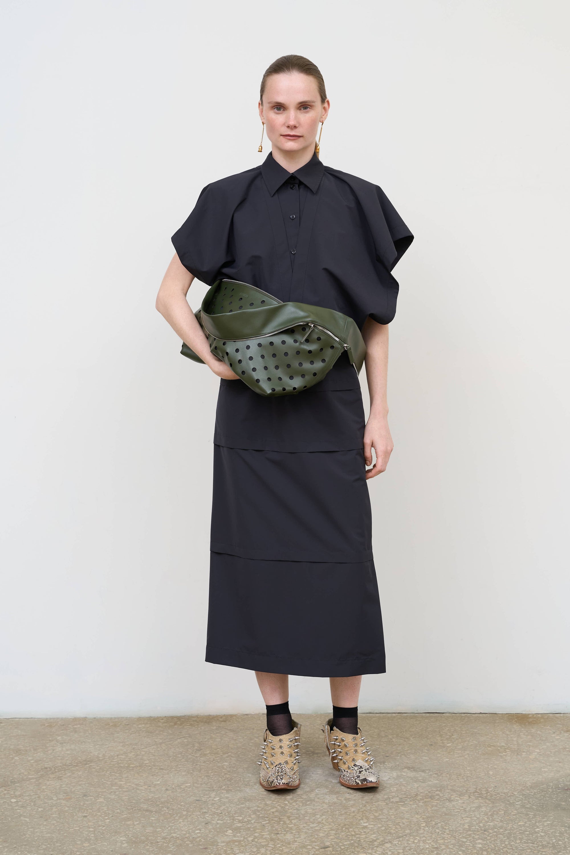 Wool-Blend Midi Skirt in Black 3