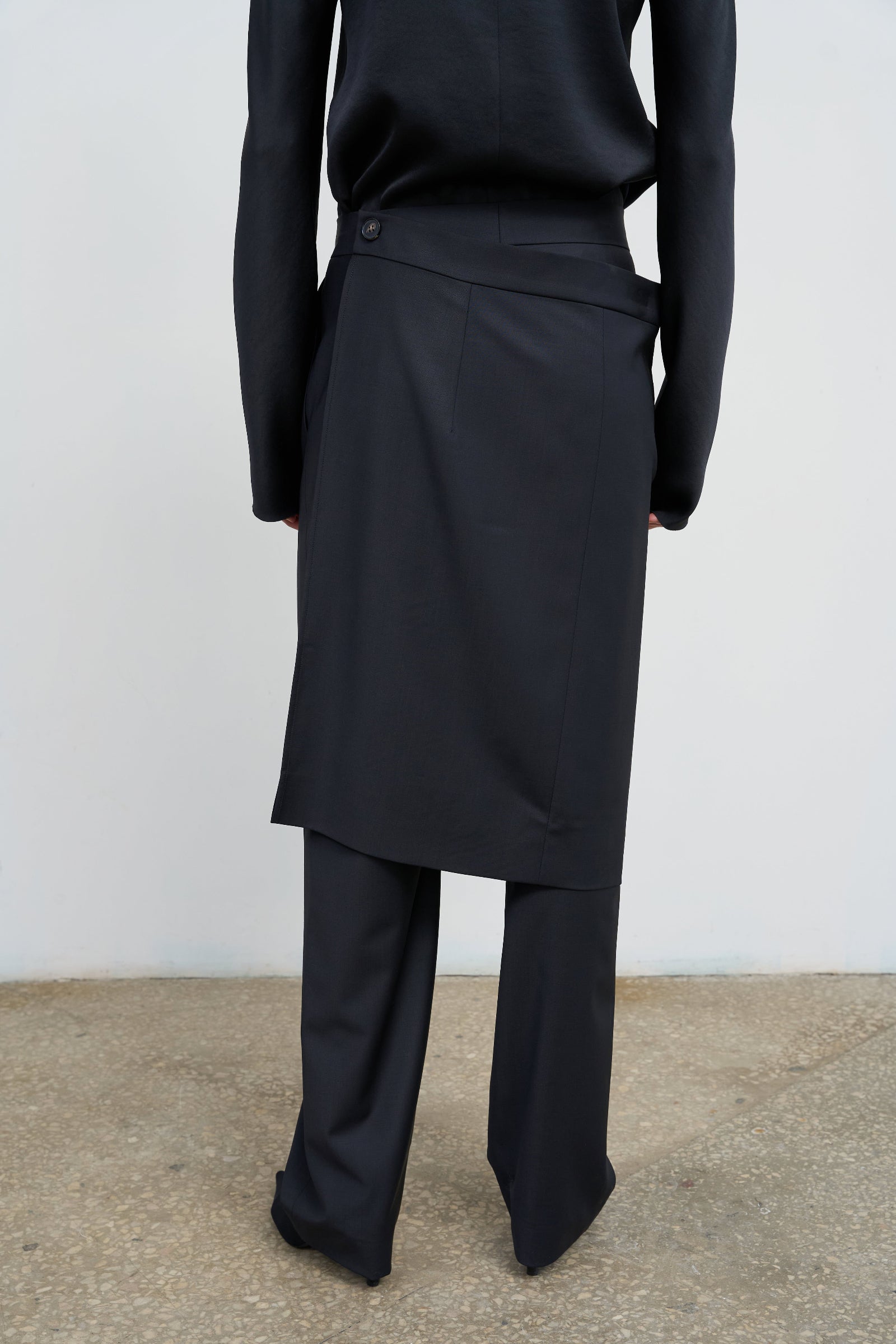 Вовняні штани зі спідницею-оверлеєм