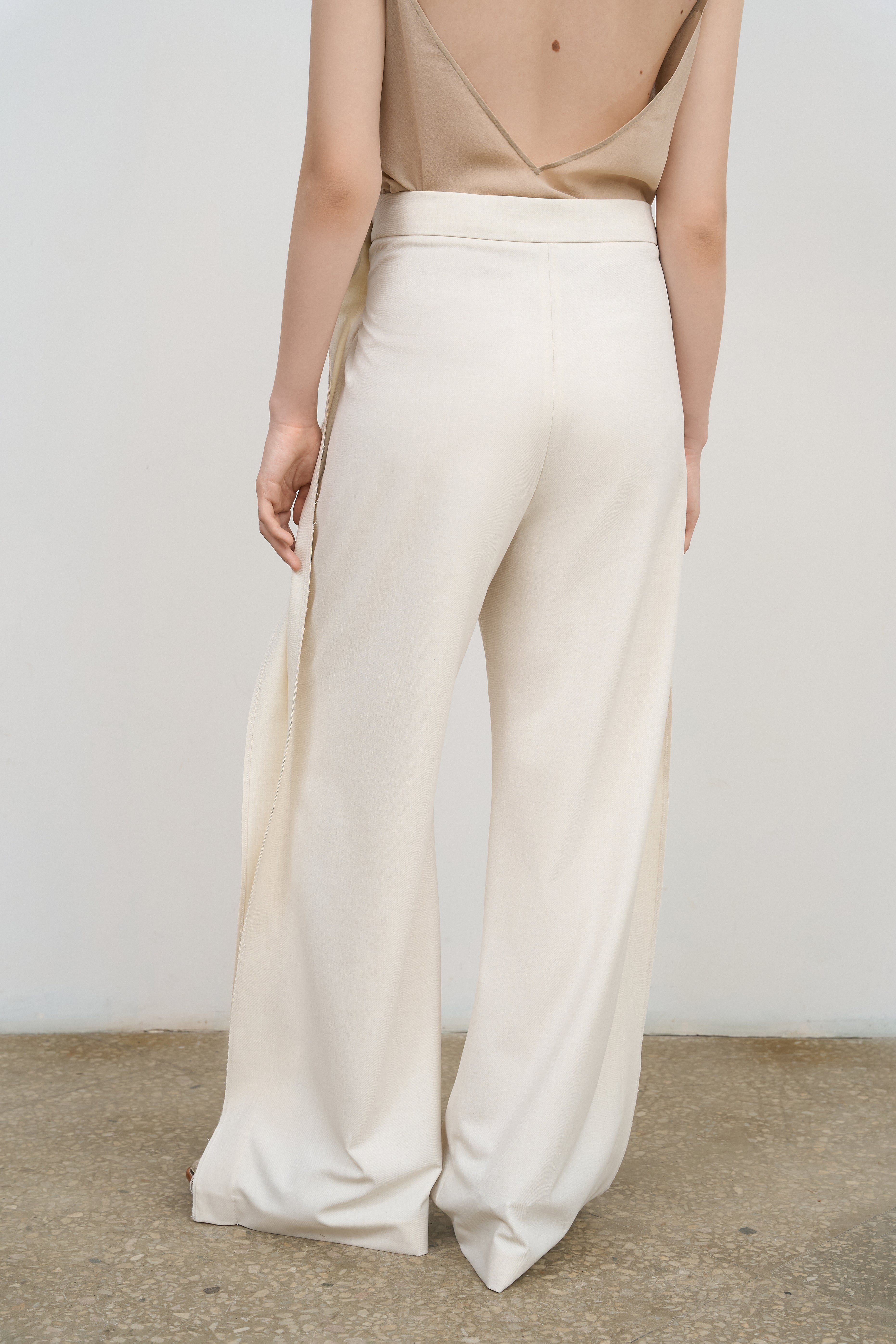 HIGH-RISE PLEATED WIDE-LEG PANTS – Litkovska Ukraine